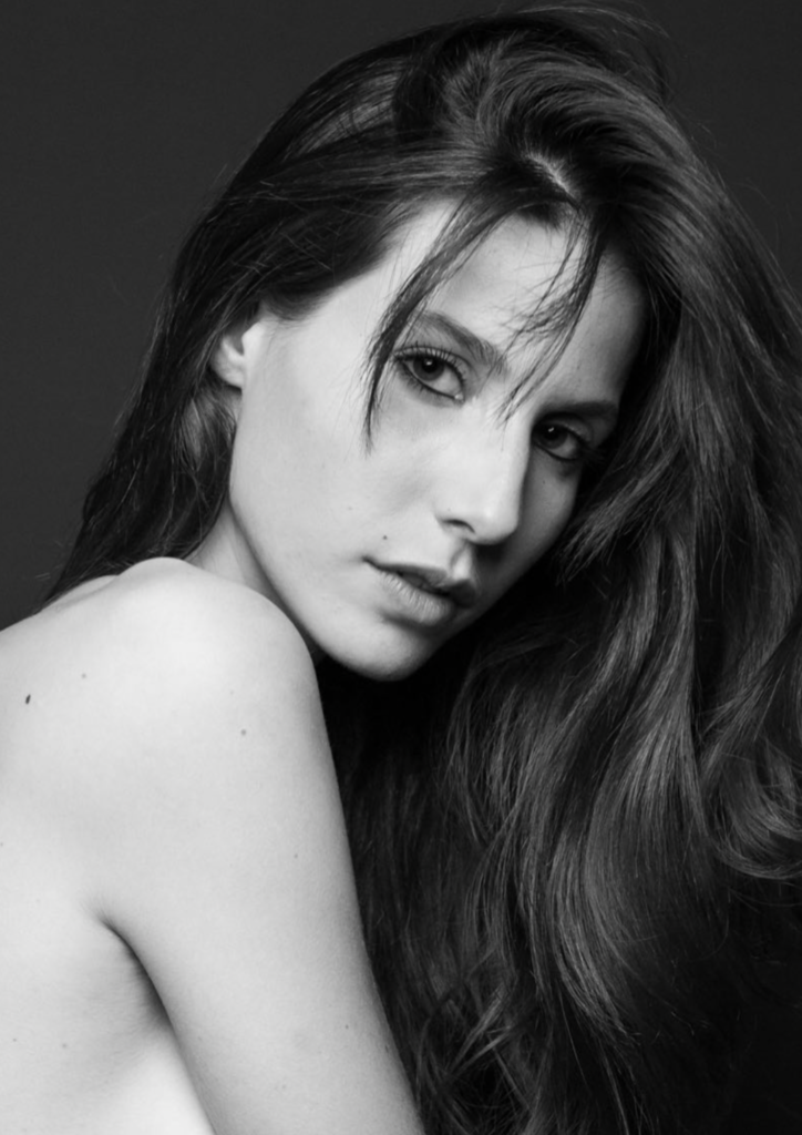 Alice R